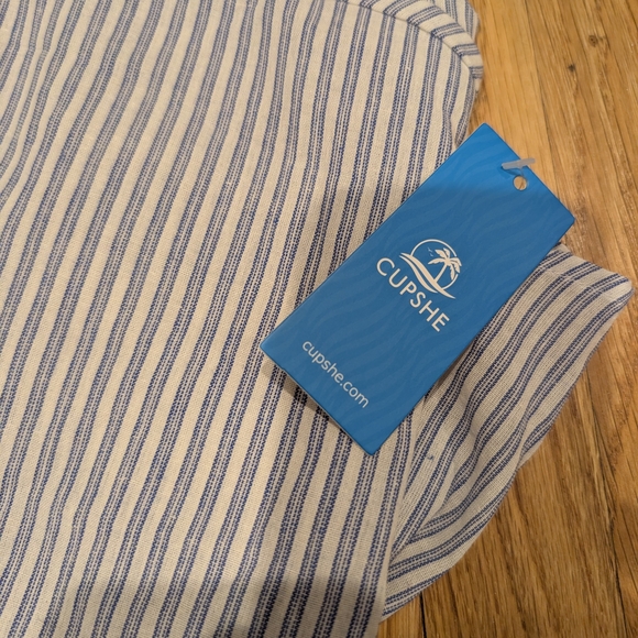 Cupshe Blue and White Striped Swim Cover-Up - Picture 4 of 4